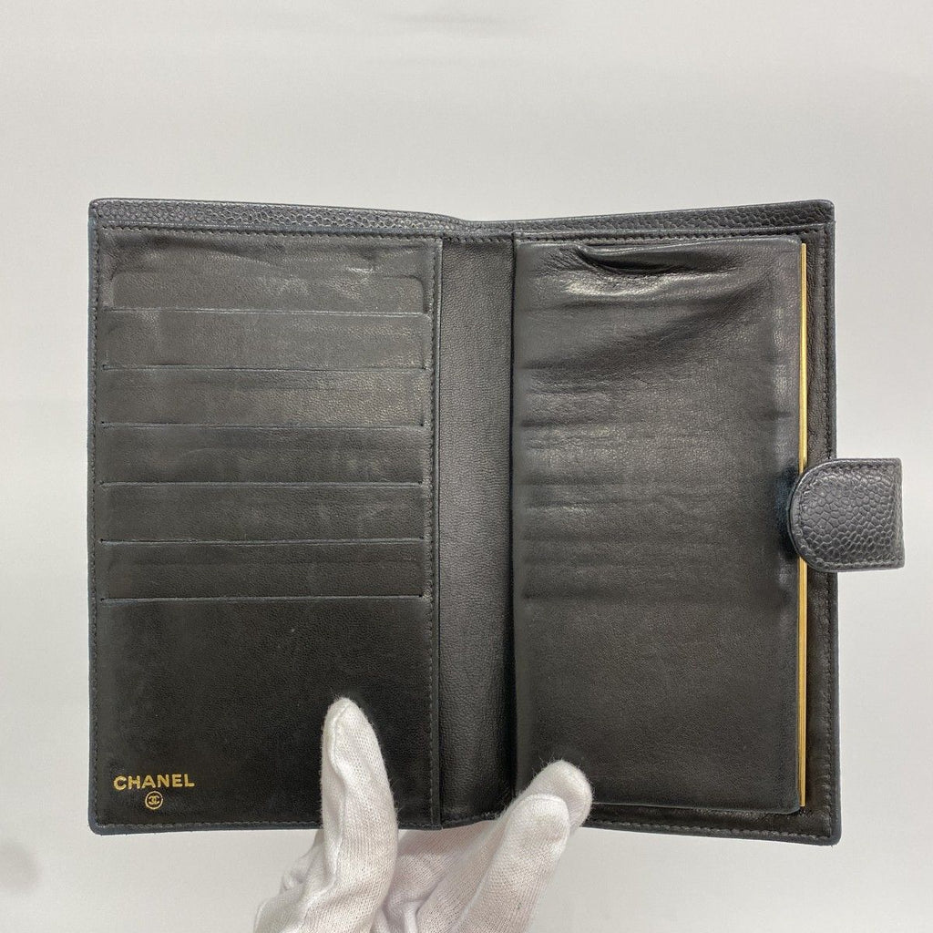 Chanel Wallet Caviar Leather Black Gold — view 3