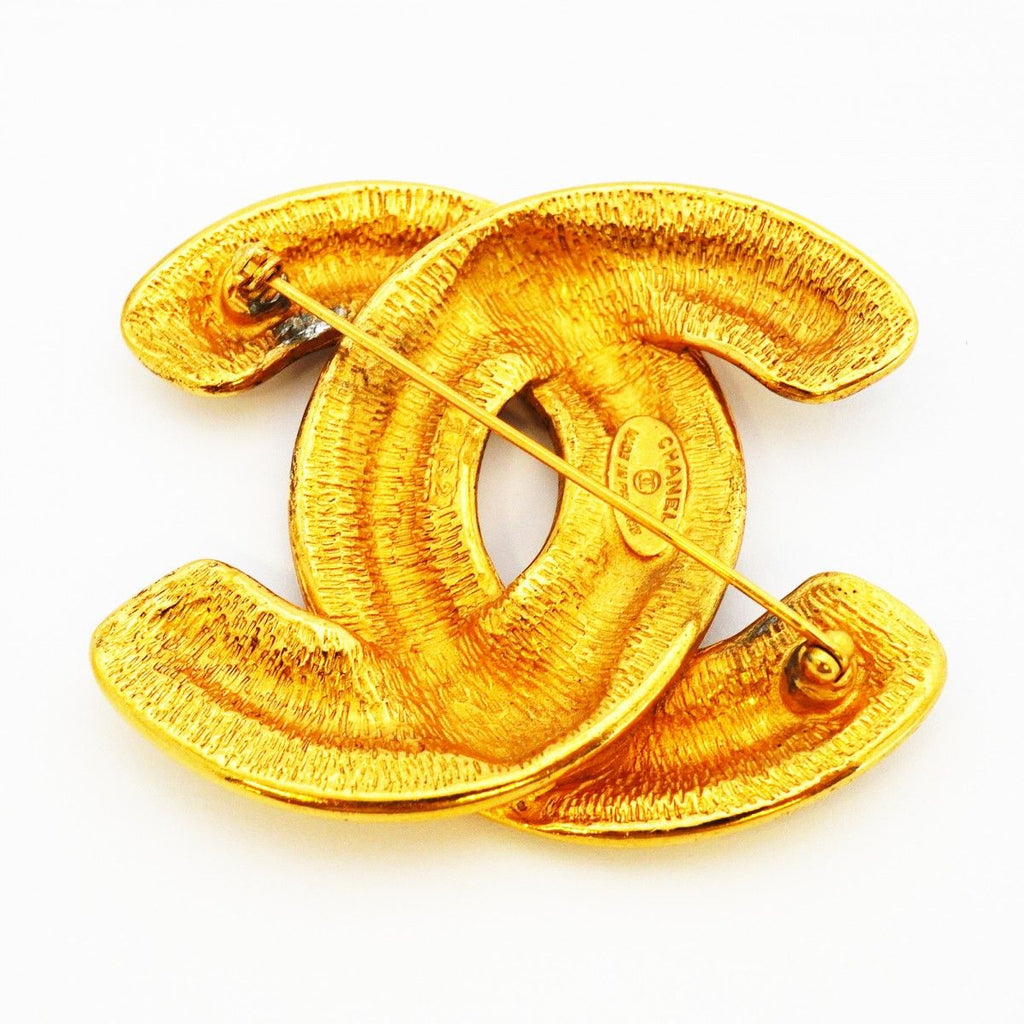 Chanel Brooch Vintage CC Logo Quilted Gold Plated — view 5