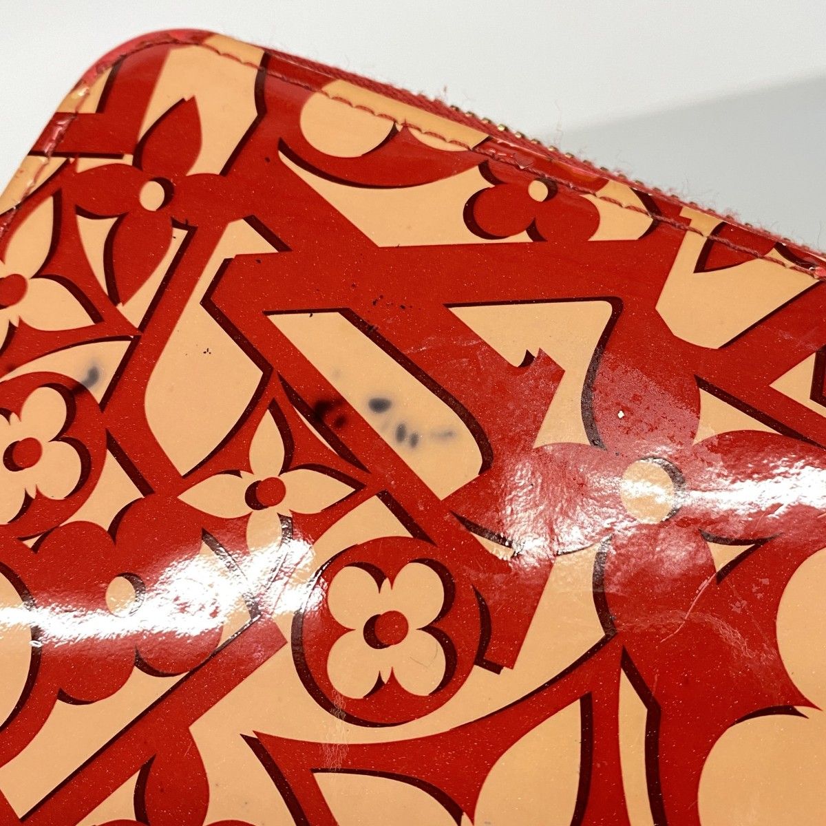 Louis Vuitton Wallet Suit Monogram Zippy Pomme D'amour — view 8
