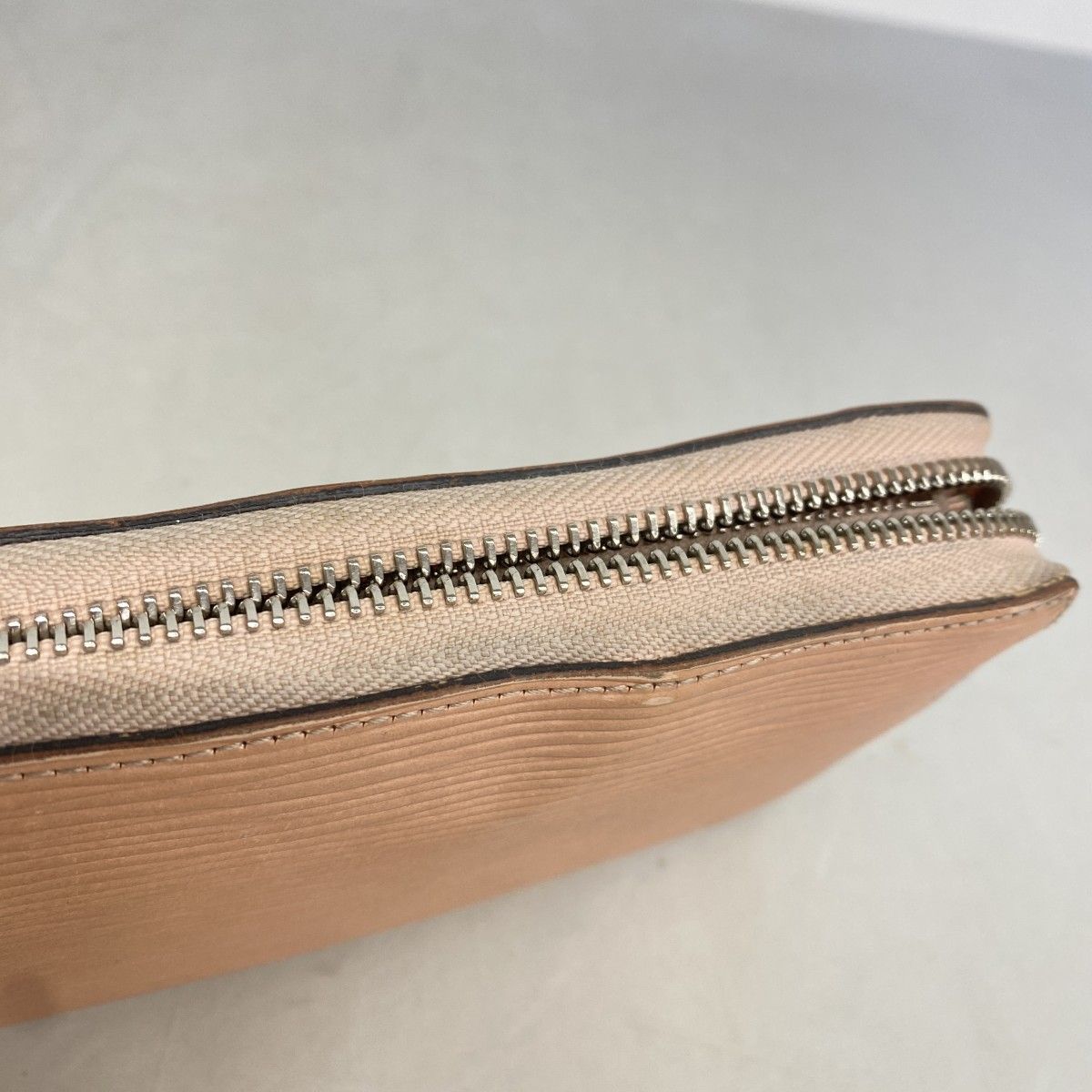 Louis Vuitton Wallet Epi Zippy Rosena Cles — view 7
