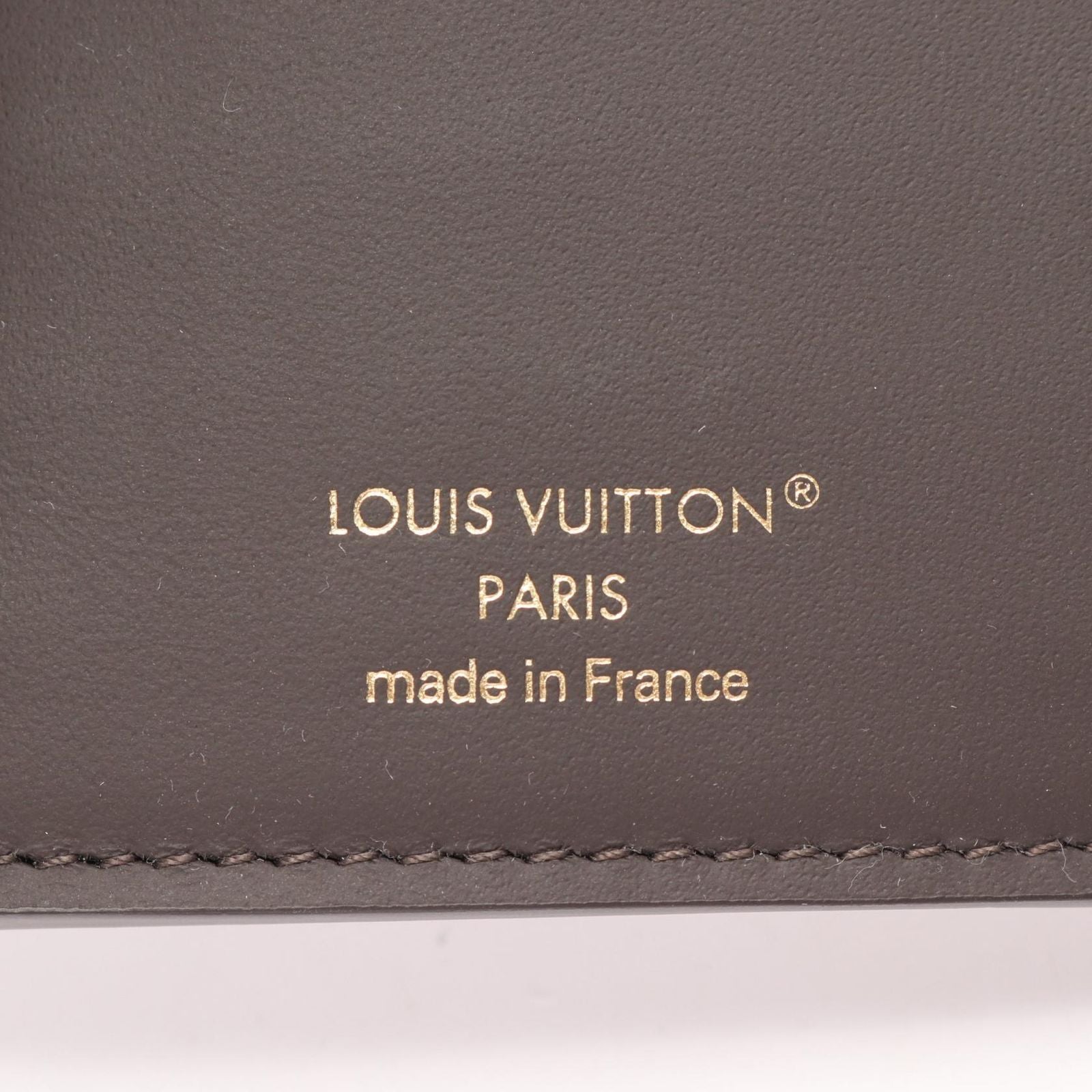 Louis Vuitton Trifold Wallet Portefeuille Capucines Compact Leather — view 5