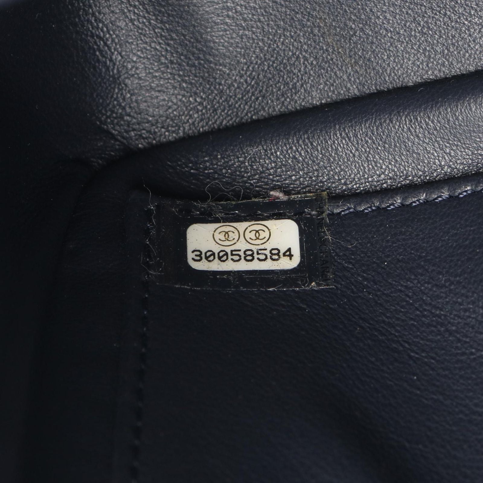Chanel Shoulder Bag CC Filigree Navy Red Fabric Leather CC Quilted Chain — view 5