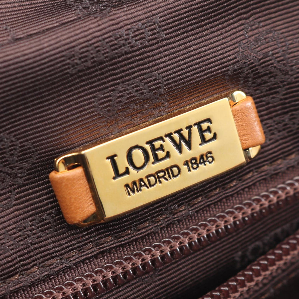 Loewe Shoulder Bag Anagram Brown Leather — view 4