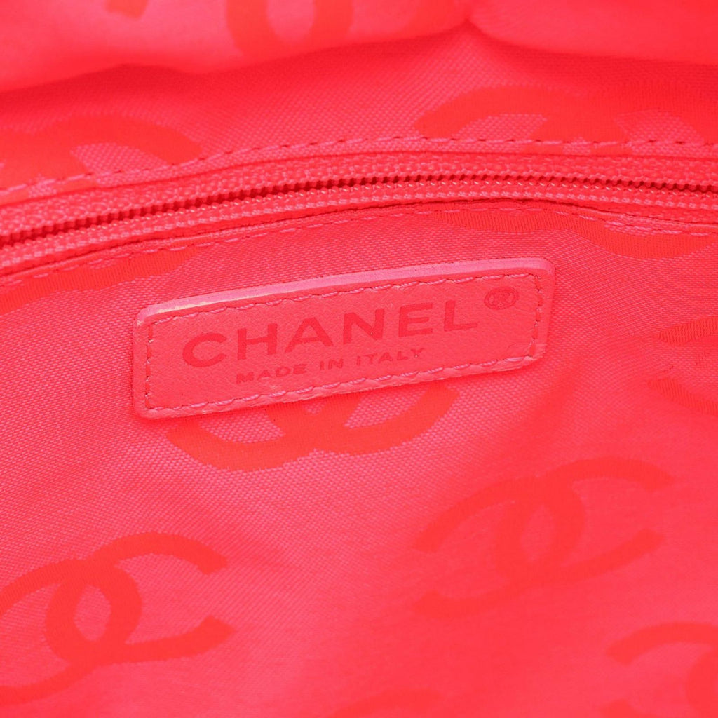 Chanel Tote Cambon Line Black Enamel Leather Patent — view 4