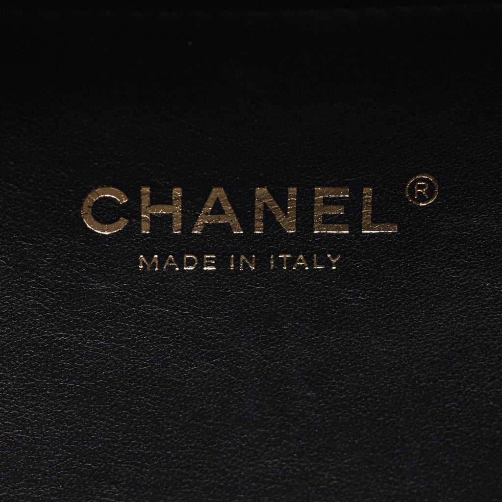 Chanel Shoulder Bag CC Figuri Small Vanity 2-Way Black Caviar Leather CC — view 4