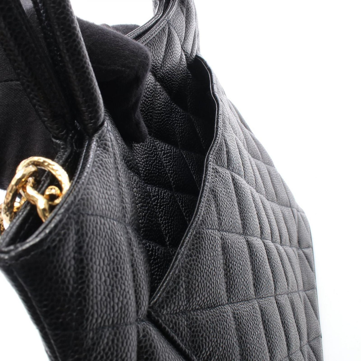 Chanel Tote Reissue Black Caviar Leather — view 6