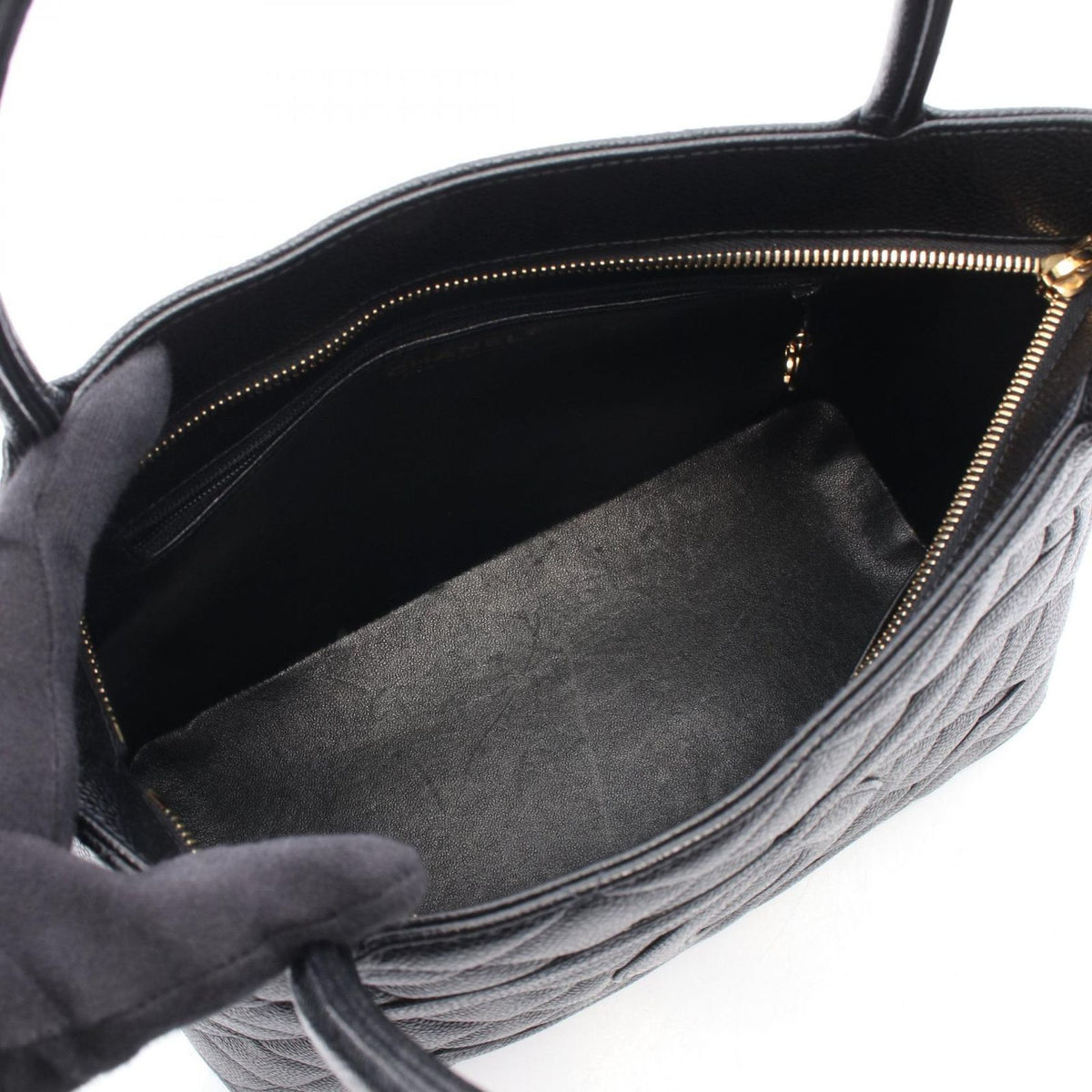 Chanel Tote Reissue Black Caviar Leather — view 3