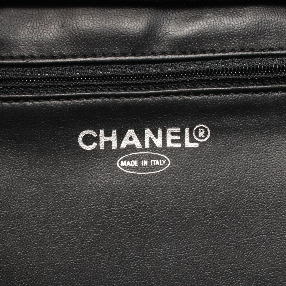 Chanel Handbag CC Logo 2-Way Black Calf CC Vanity — view 5