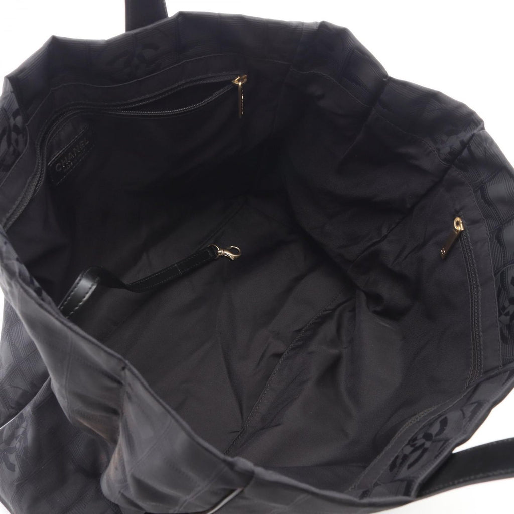 Chanel Tote New Travel Line Black Leather — view 3