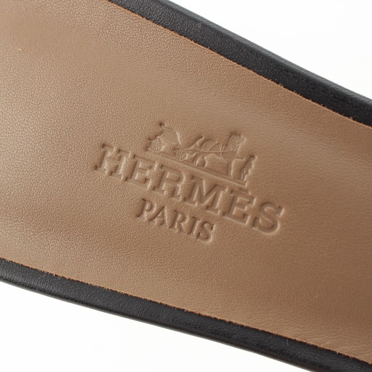 Hermes Leather Oasis Motif Sandals MS Black — view 7