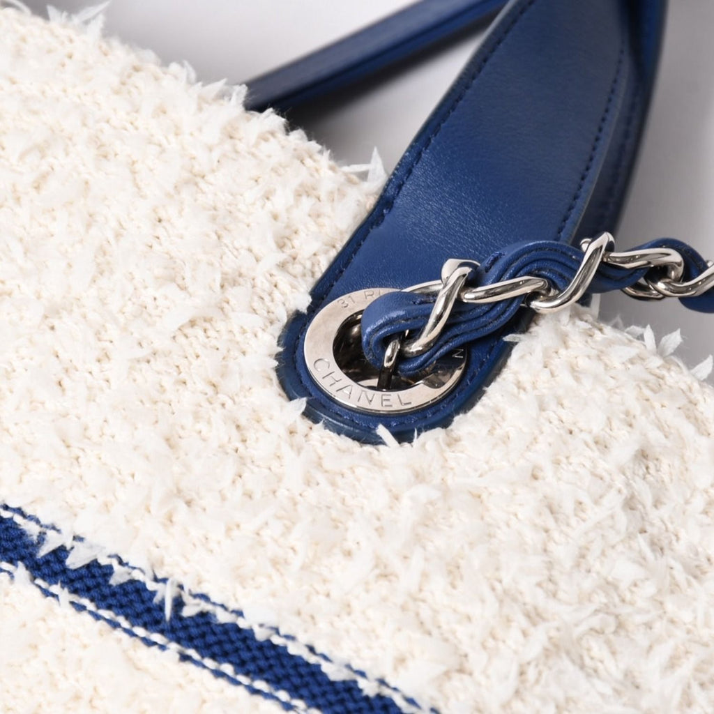 Chanel Tote Bag Pile Large Shopping White Blue — view 6