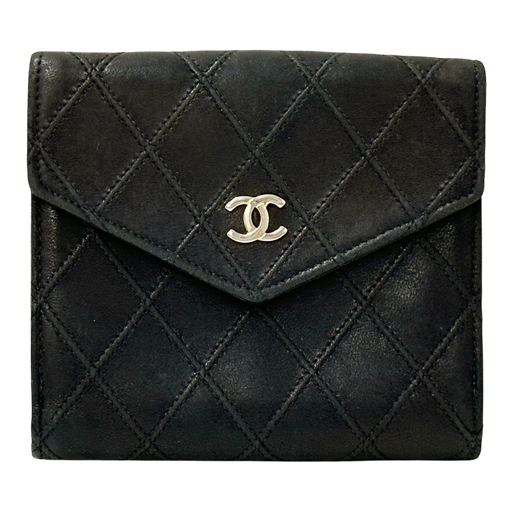 Chanel Wallet Bicolor Bifold Lambskin Black Gold Quilted Adult Logo
