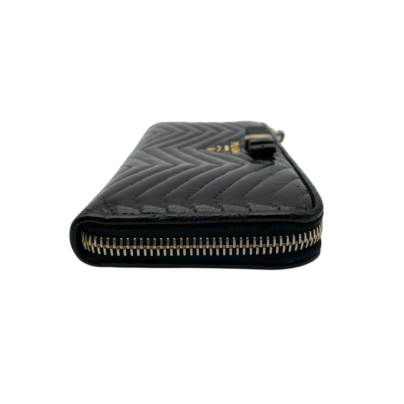 Prada Wallet L-shaped Zipper Quilted V-shaped Stitch Ribbon Metal Logo Nappa — view 5