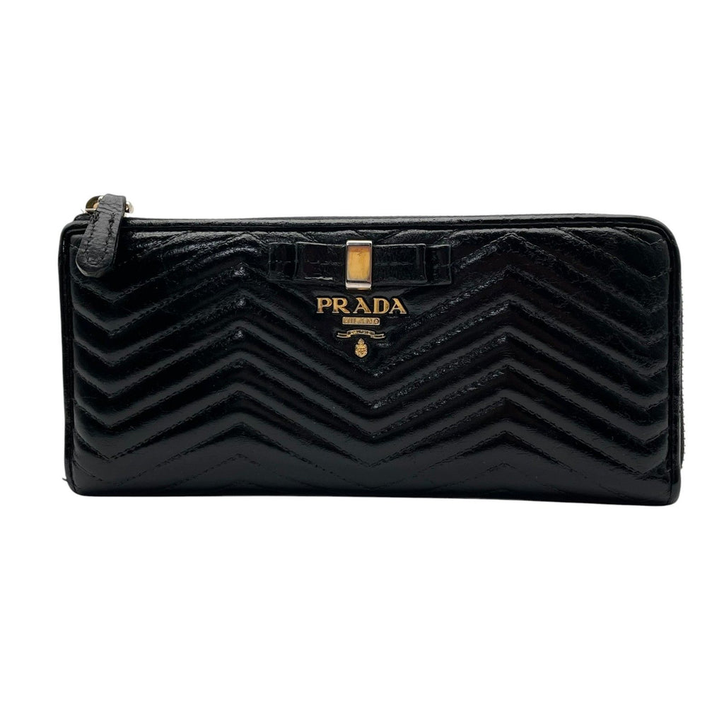 Prada Wallet L-shaped Zipper Quilted V-shaped Stitch Ribbon Metal Logo Nappa — view 2