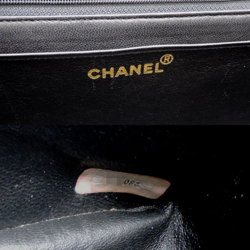 Chanel Shoulder Bag Black — view 7