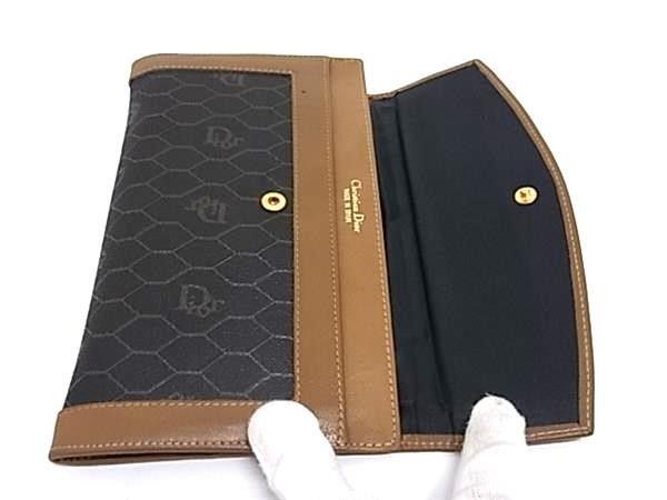 Dior Wallet Brown Leather Vintage Honeycomb Pattern Kiss Lock Bifold — view 3
