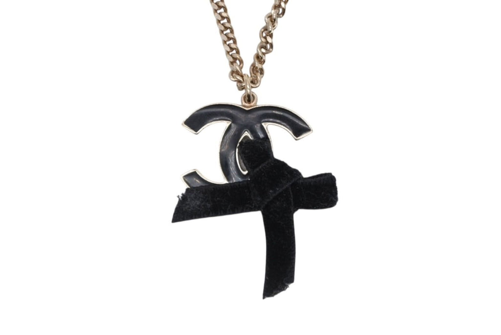 Chanel CC Logo Ribbon Necklace Metal Black Gold — view 2