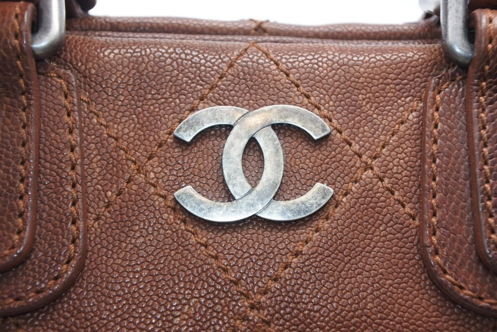 Chanel Handbag CC Logo Caviar Leather Brown Quilted — view 5