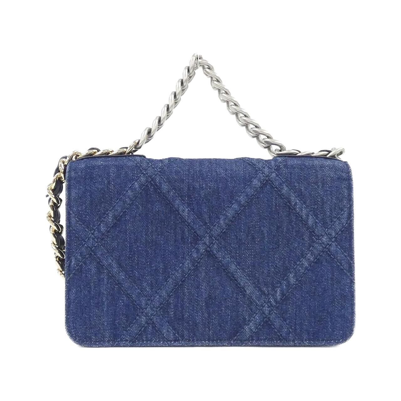 Chanel 19 Line Chain — view 2