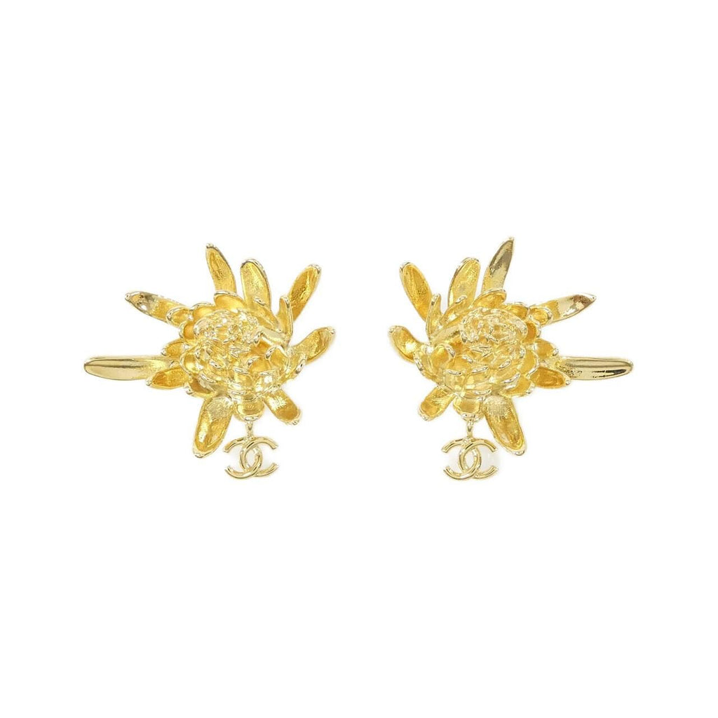 Chanel Earrings Gold