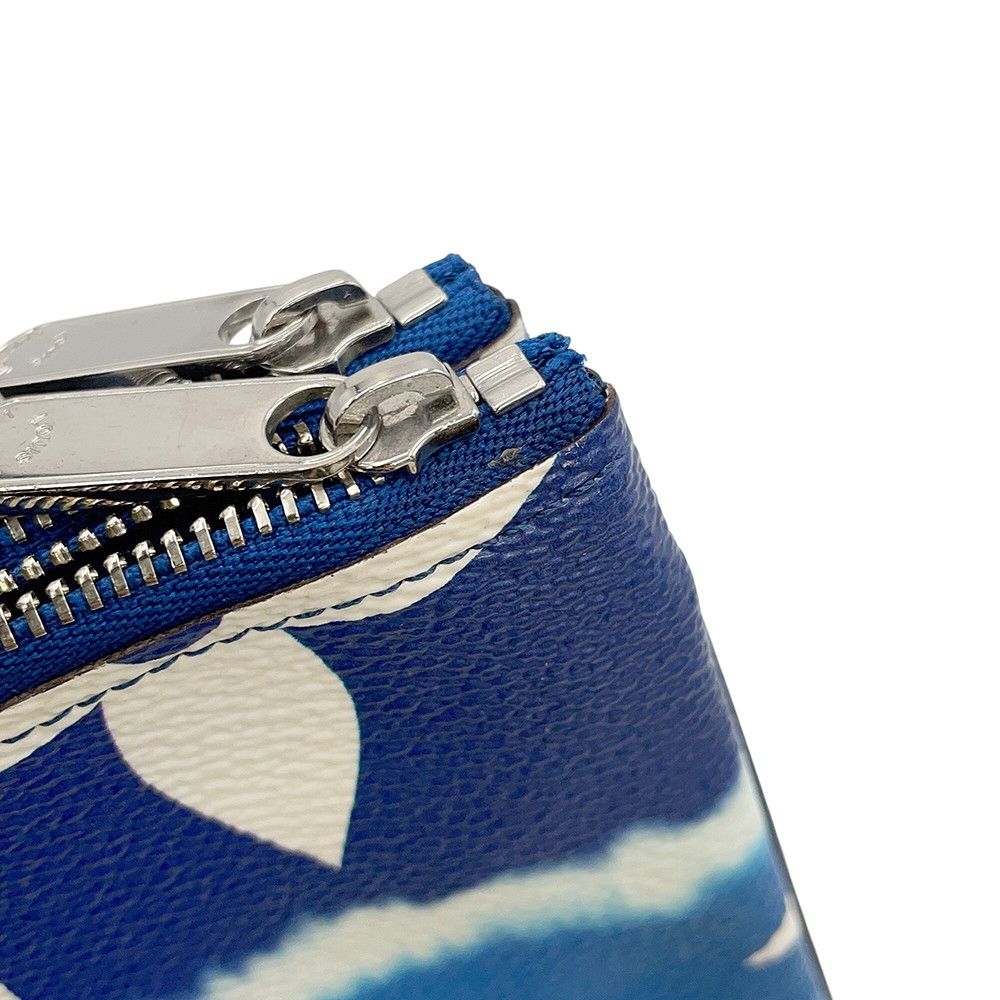Louis Vuitton Shoulder Bag LV Escale Pochette Double — view 8