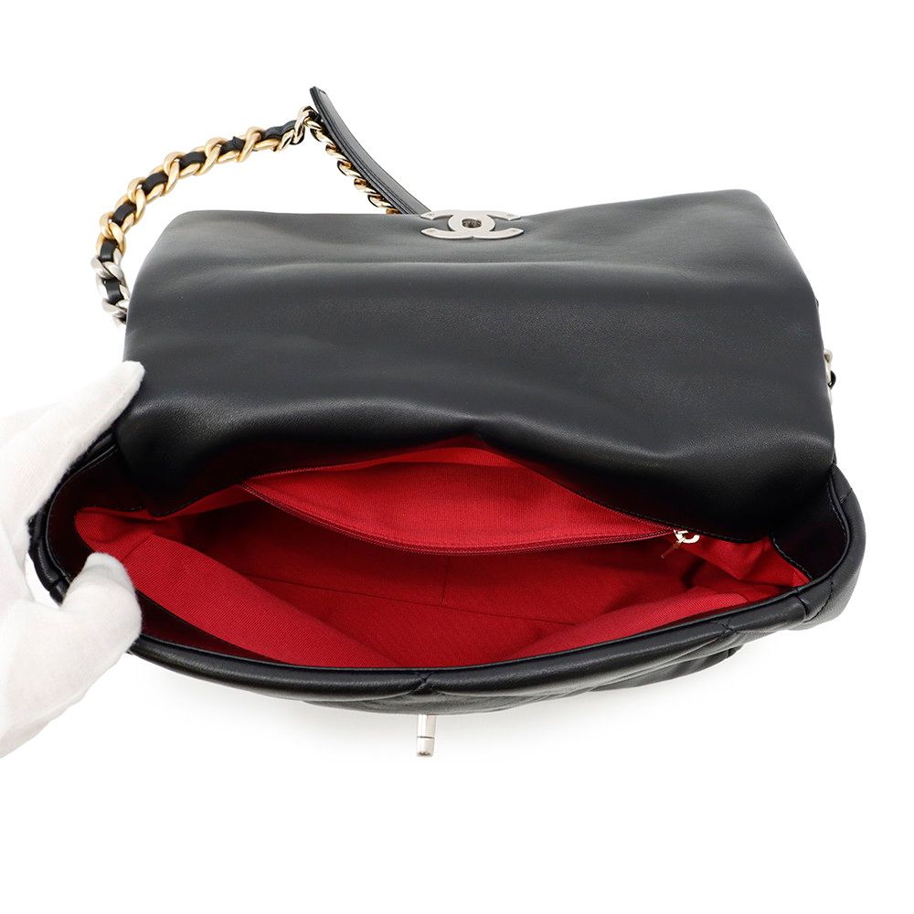 Chanel Chain Shoulder Bag 19 Large Lambskin 2-Way Black — view 5