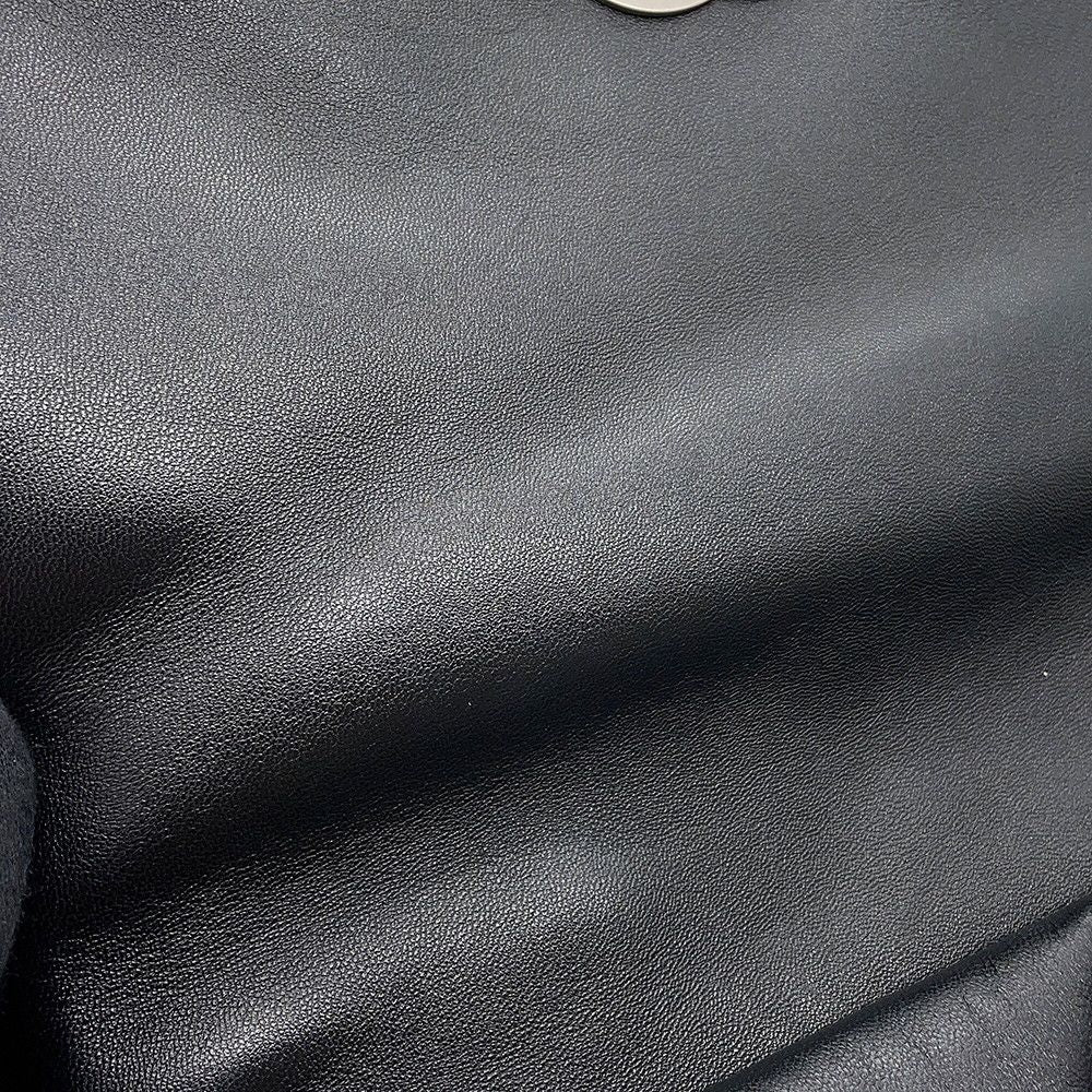 Chanel Chain Shoulder Bag 19 Large Lambskin 2-Way Black — view 9