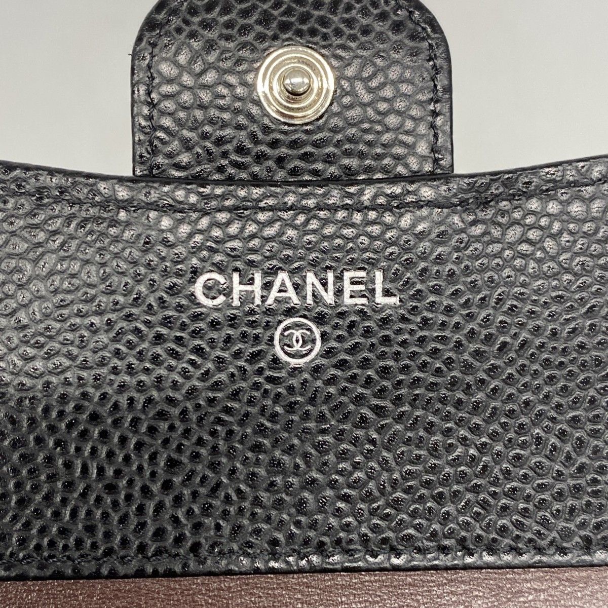 Chanel Trifold Wallet Quilted Caviar Leather Black Gold — view 4