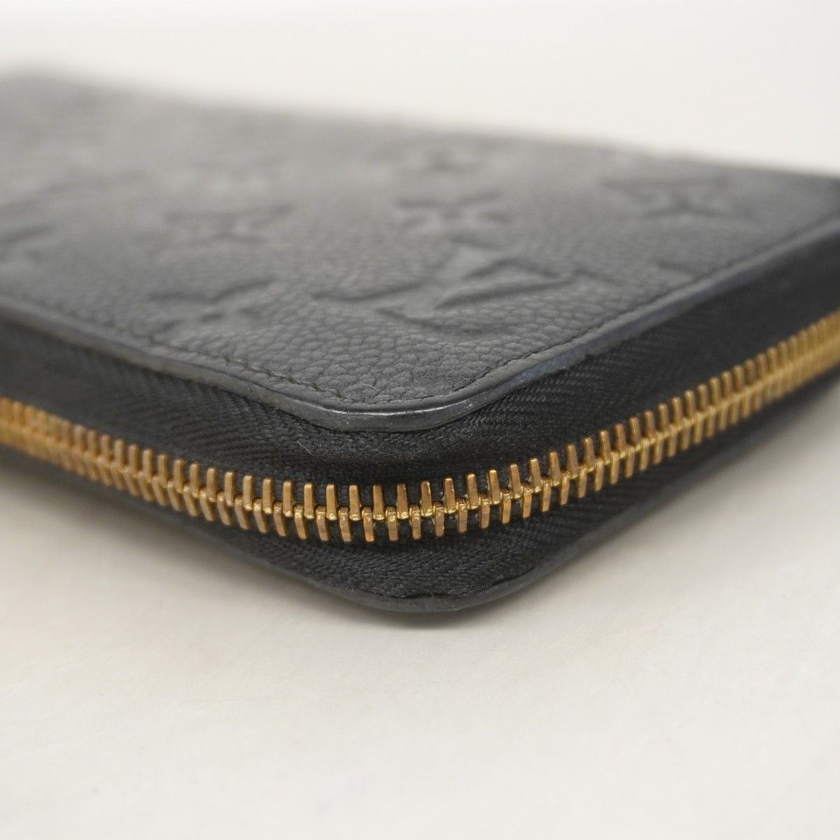 Louis Vuitton Wallet Monogram Empreinte Zippy Noir — view 6