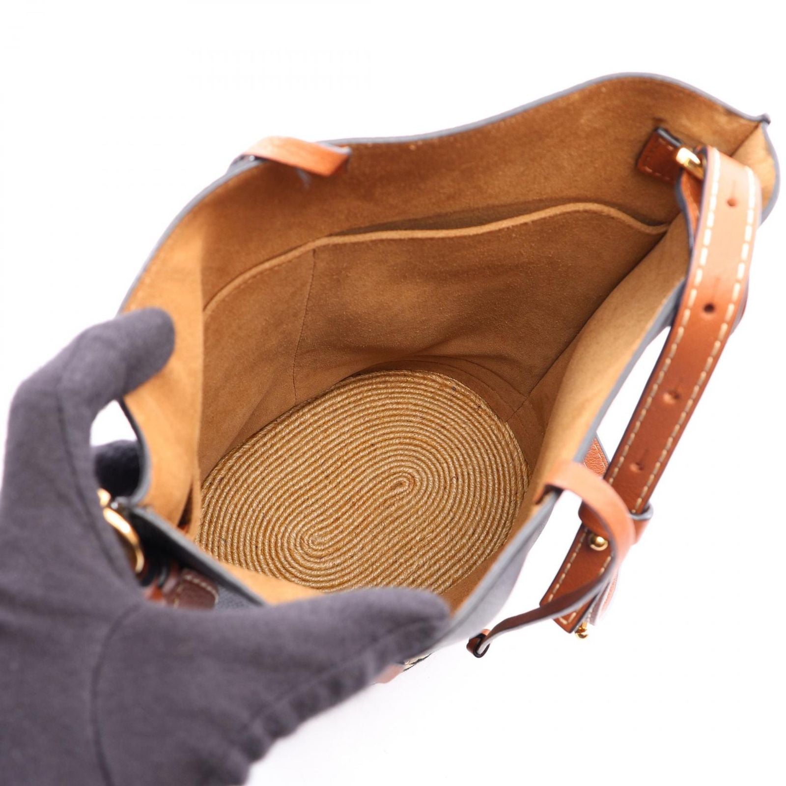 Loewe Shoulder Bag Gate Bucket Black Natural Leather — view 3