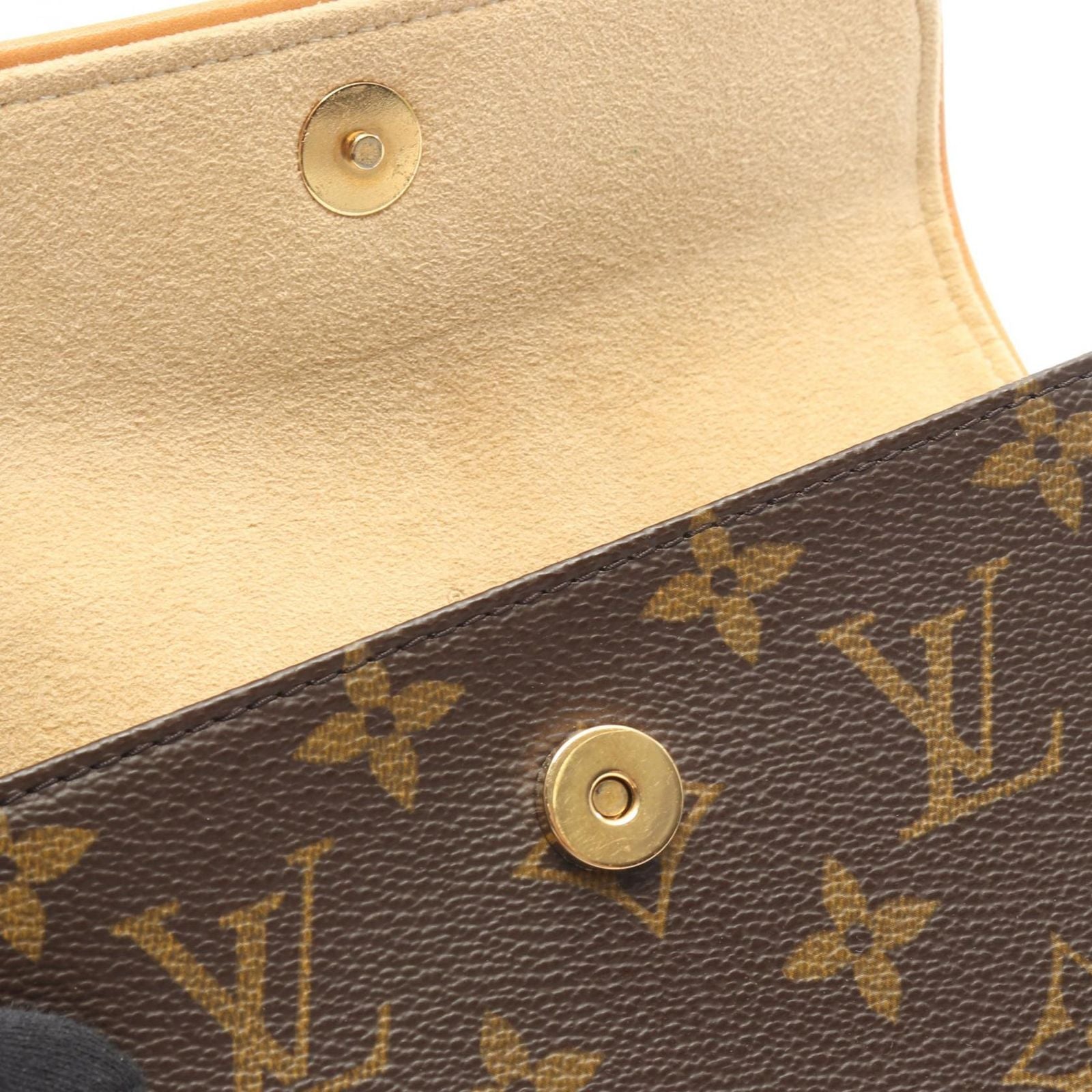 Louis Vuitton Waist Bag Pochette with Florentine Bouton Pression Canvas Leather — view 6