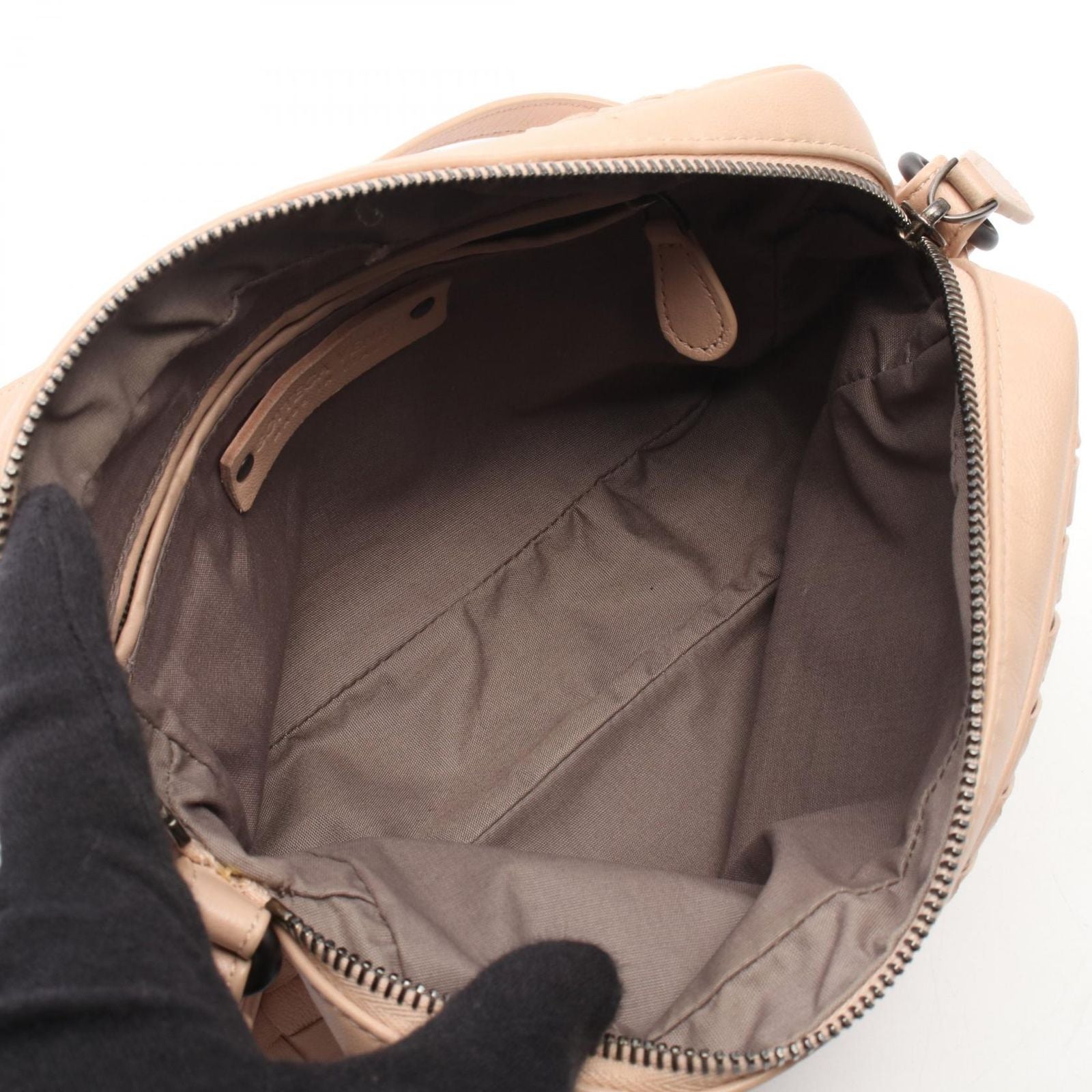 Bottega Veneta Shoulder Bag Intrecciato Pink Beige Leather — view 3