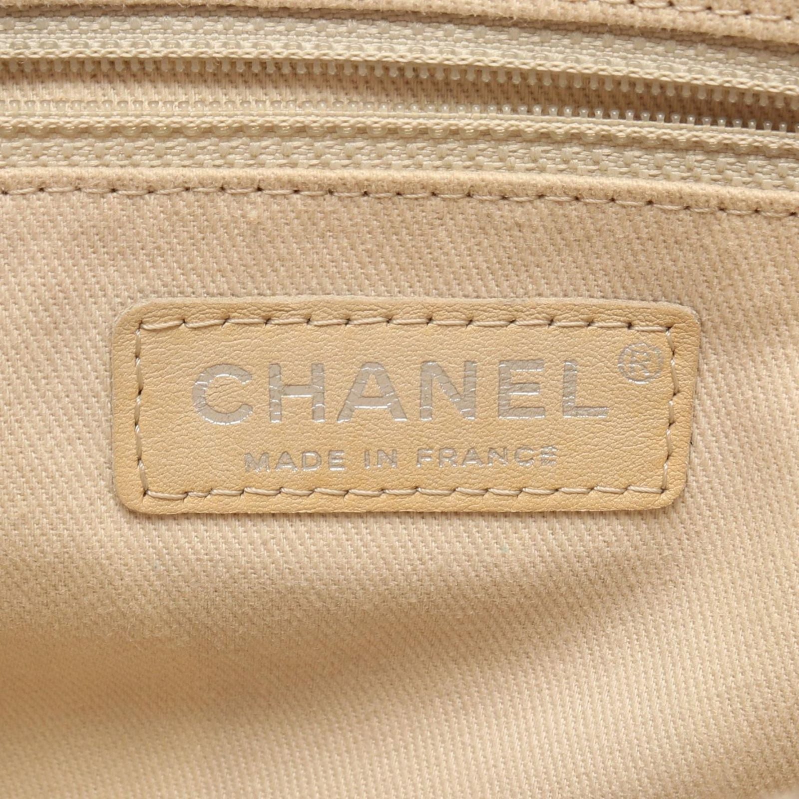Chanel Shoulder Bag 2.55 Quilted Mademoiselle Chain Red Calf — view 4