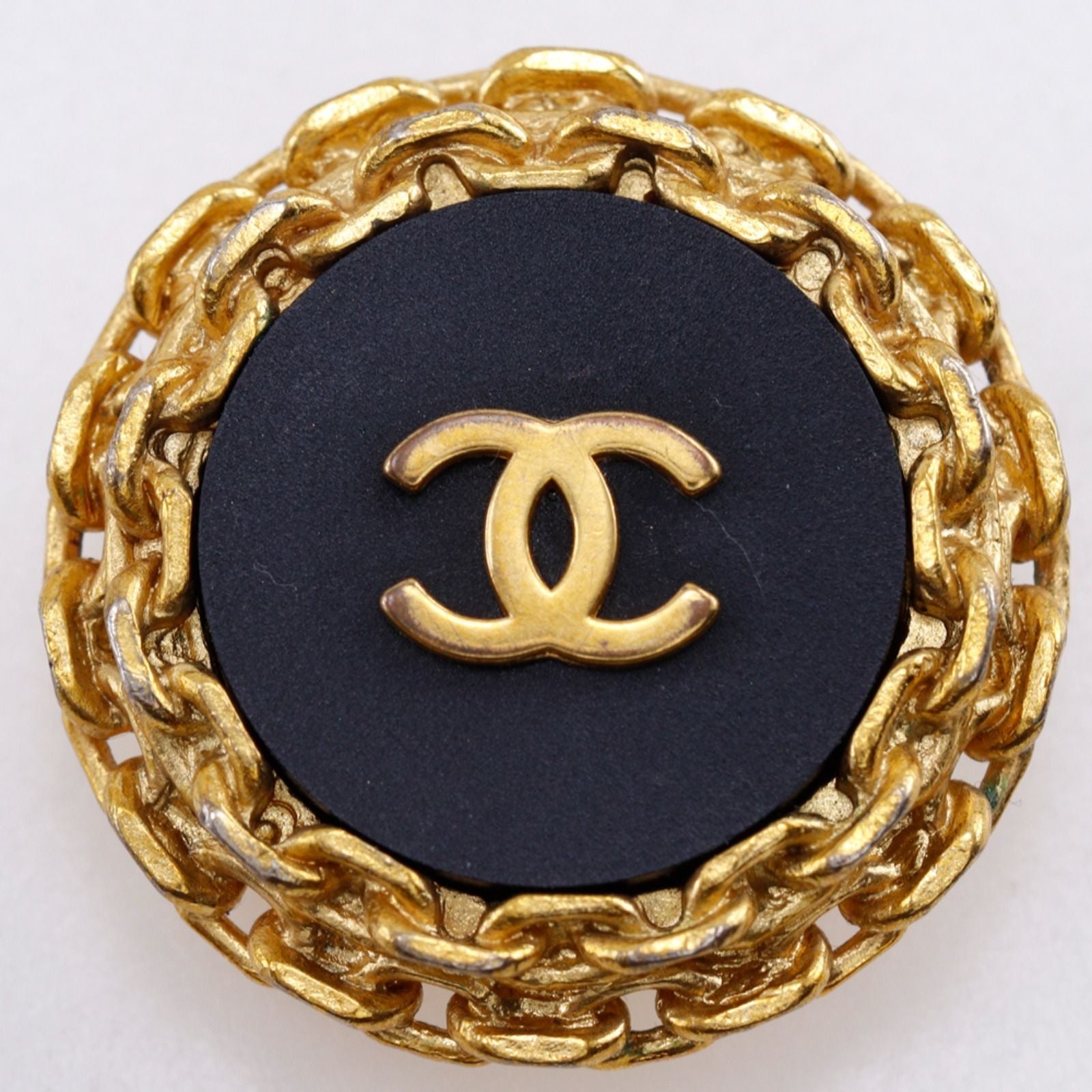 Chanel CC Logo Vintage Gold Plated Plastic Black Earrings — view 8