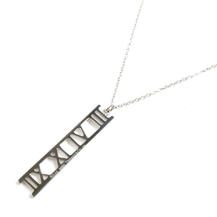 Tiffany & Co 18k White Gold Atlas Open Heart Necklace 41 cm — view 2