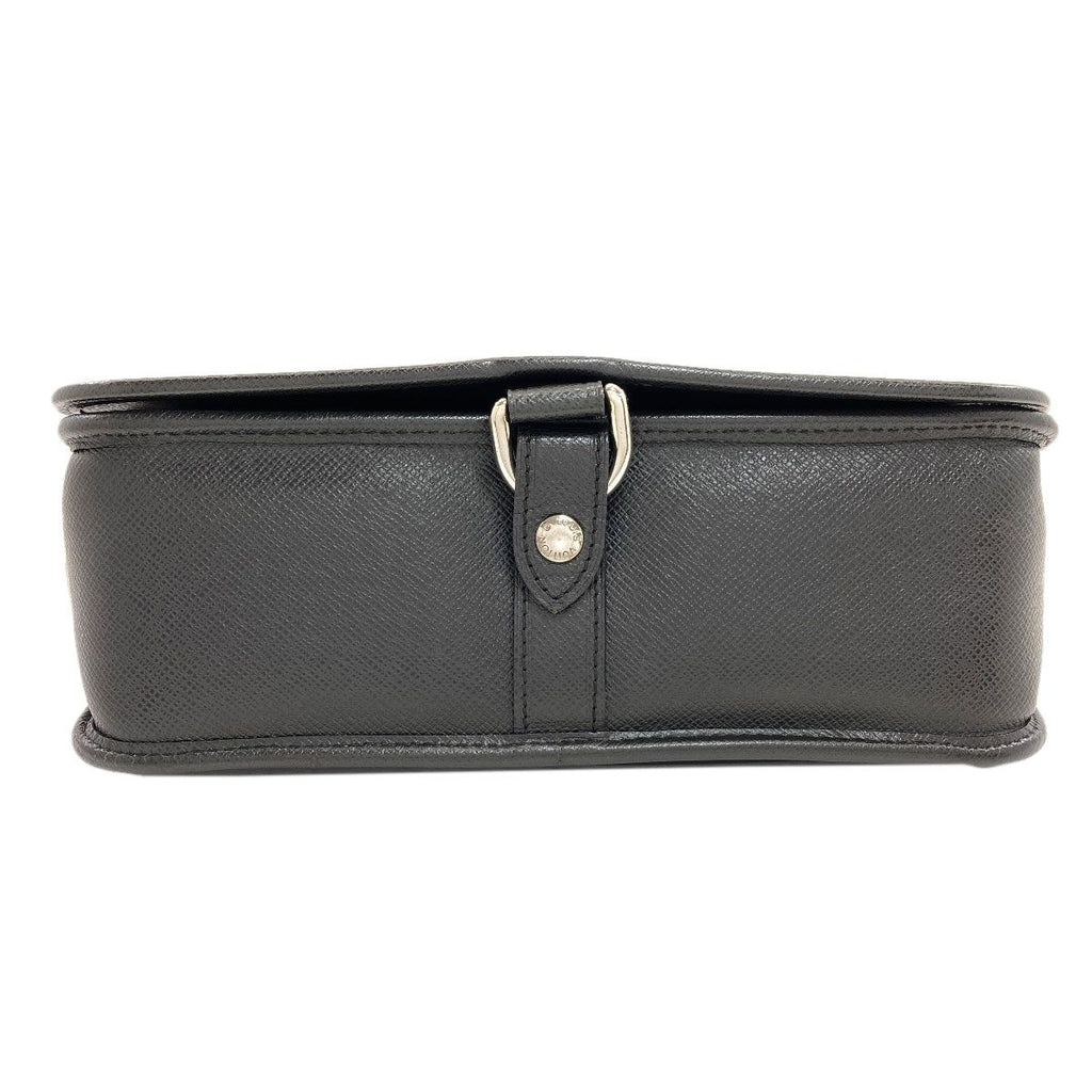 Louis Vuitton Andrey Shoulder Bag Taiga — view 4