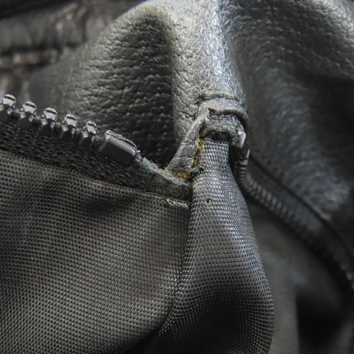 Celine Drawstring Shoulder Bag Leather — view 9