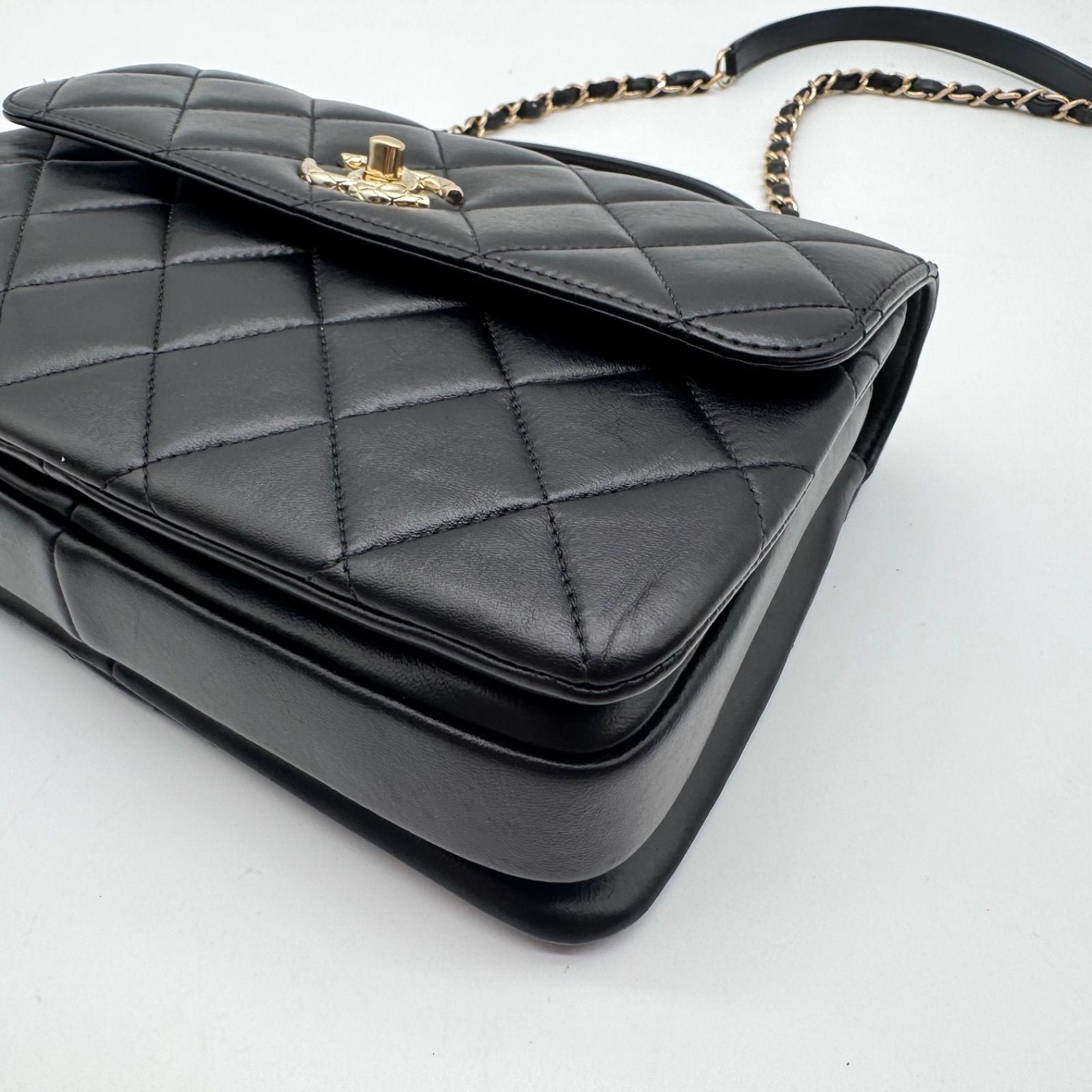 Chanel Shoulder Bag Top Handle Quilted CC Logo Turnlock Gold Chain Leather Black — view 8