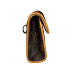 Louis Vuitton Pochette Florentine Monogram Waist Bag Canvas Brown — view 4