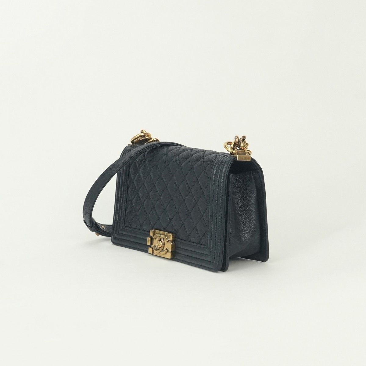 Chanel Boy 25 Shoulder Bag Caviar Leather Navy Gold Chain Double — view 2