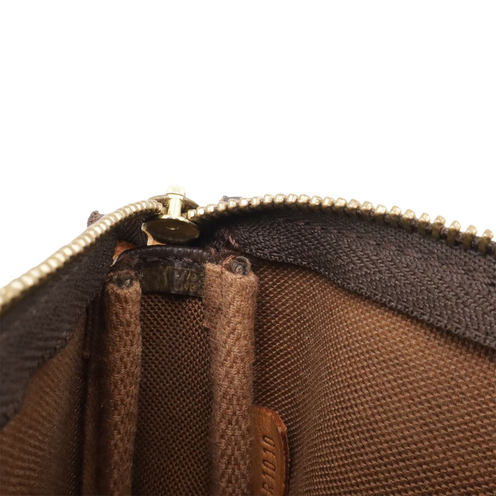 Louis Vuitton Monogram Pochette Pouch Handbag Party — view 9