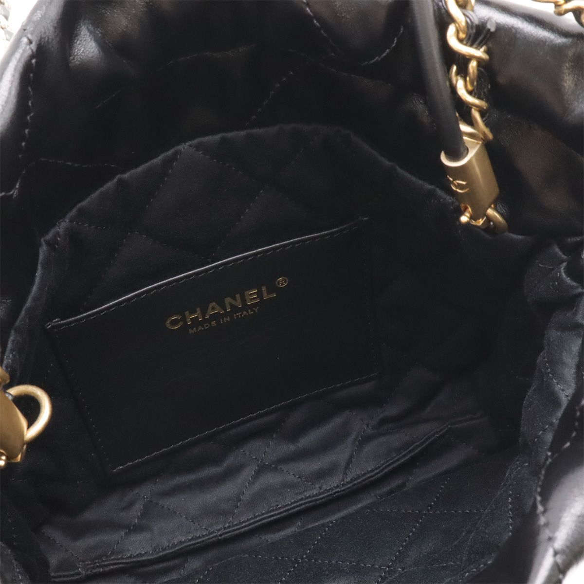 Chanel 22 Shoulder Bag Chain Drawstring Patent Leather Black Gold — view 6