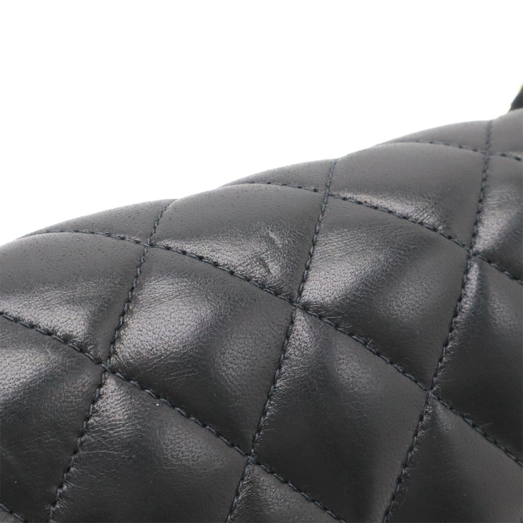 Chanel Quilted 25 CC Logo Chain Shoulder Bag Lambskin Black Gold — view 4