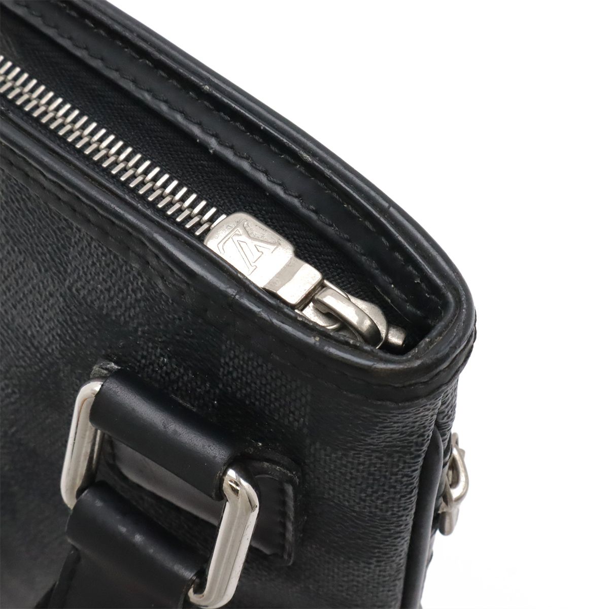Louis Vuitton Damier Graphite Thomas Shoulder Bag Crossbody Square — view 4