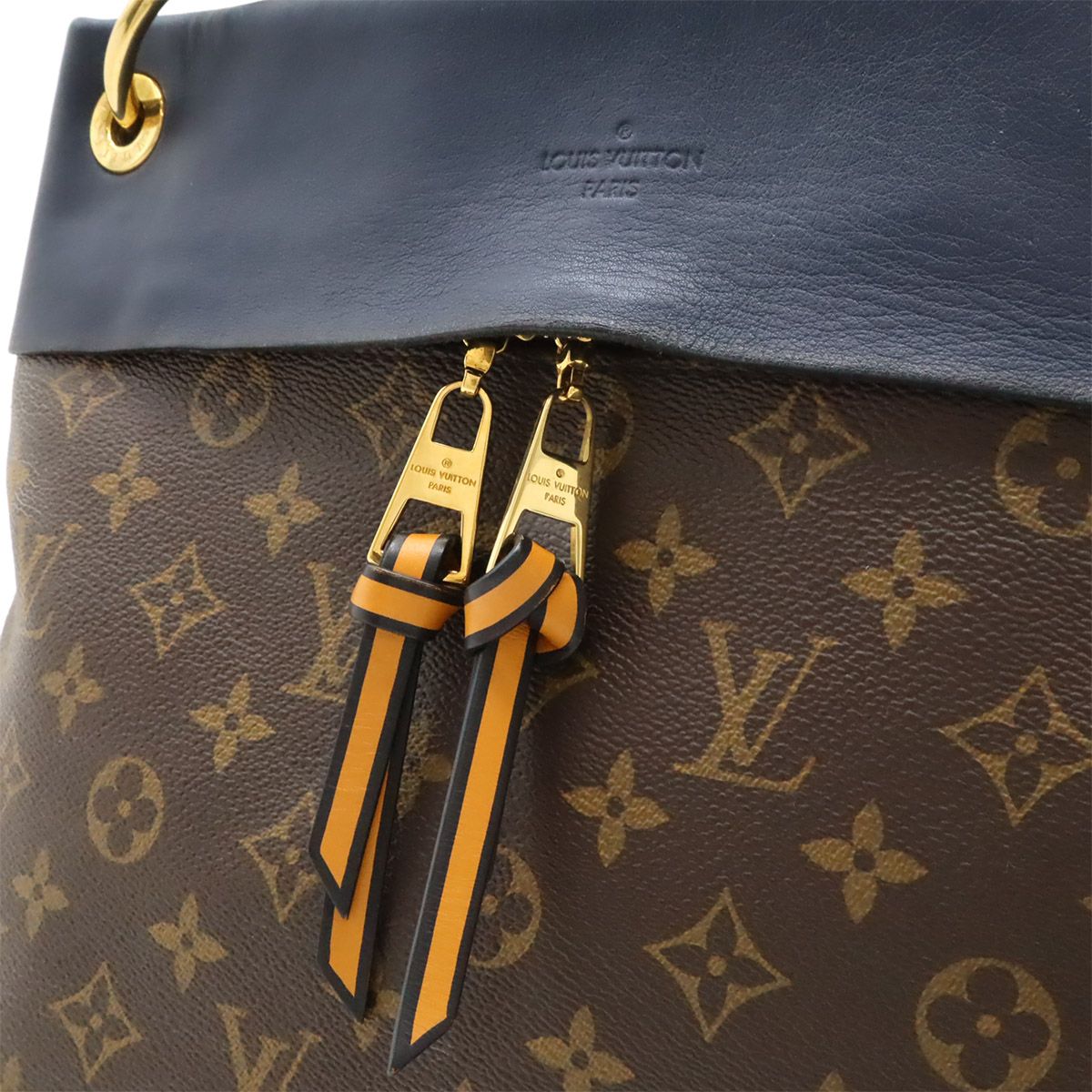 Louis Vuitton Monogram Roulis Besace 2-Way Shoulder Bag Crossbody Leather — view 9