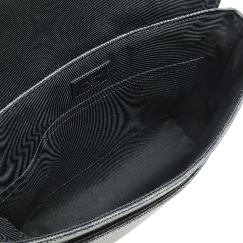 Louis Vuitton Damier Graphite District PM Messenger — view 6