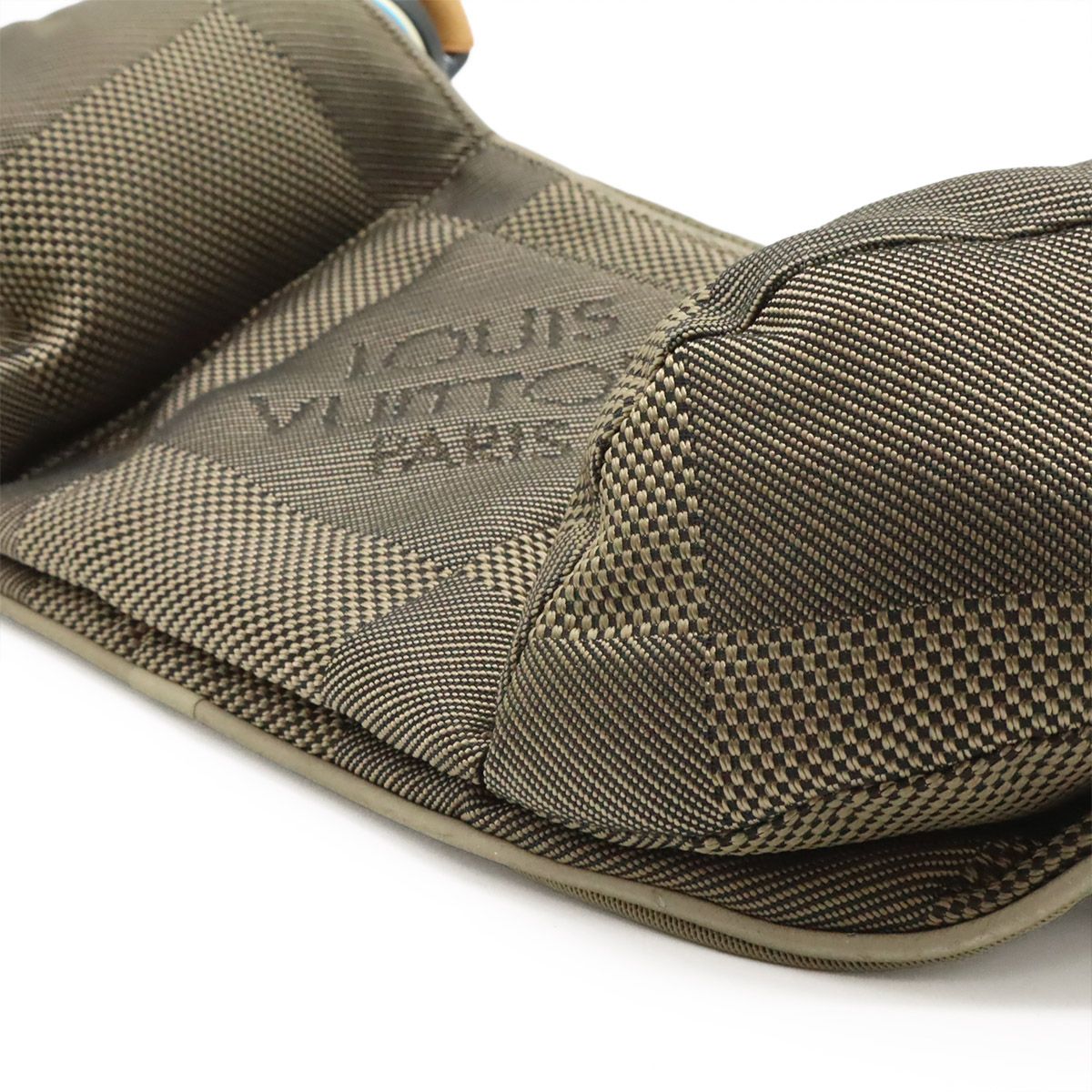 Louis Vuitton Damier Geant Ceinture Jogging Waist Bag Tail Khaki — view 3