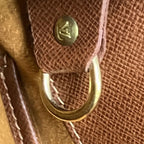 Louis Vuitton Musette Monogram Shoulder Bag Canvas — view 9