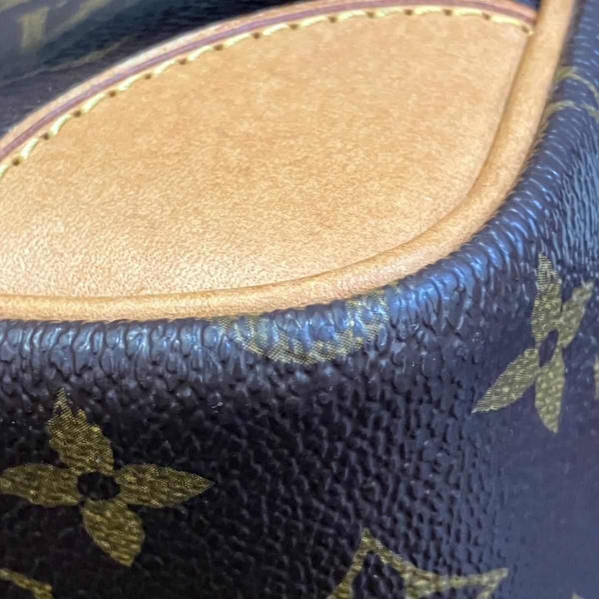 Louis Vuitton Trocadero 27 Monogram Shoulder Bag Canvas — view 6