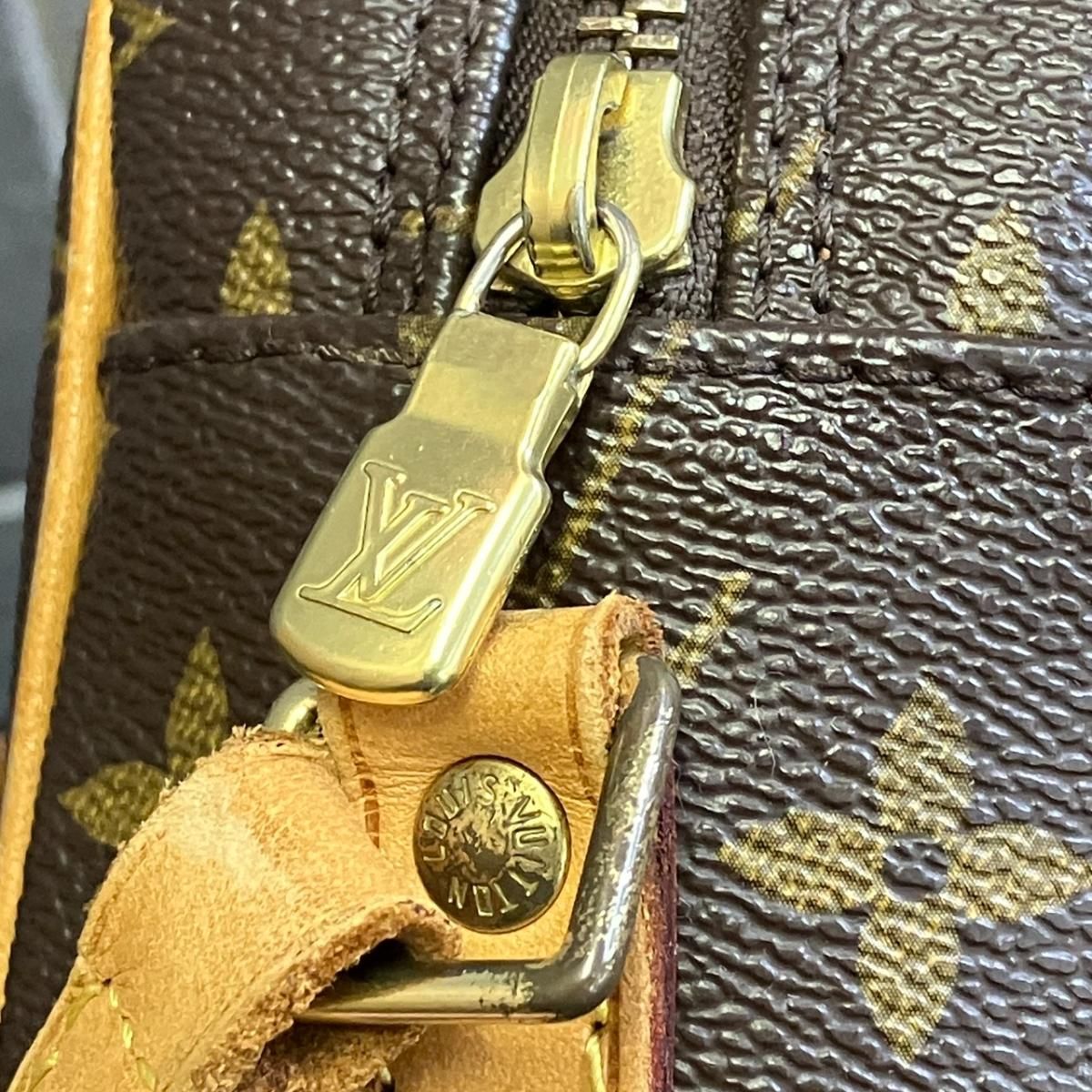 Louis Vuitton Trocadero 27 Monogram Shoulder Bag Canvas — view 8